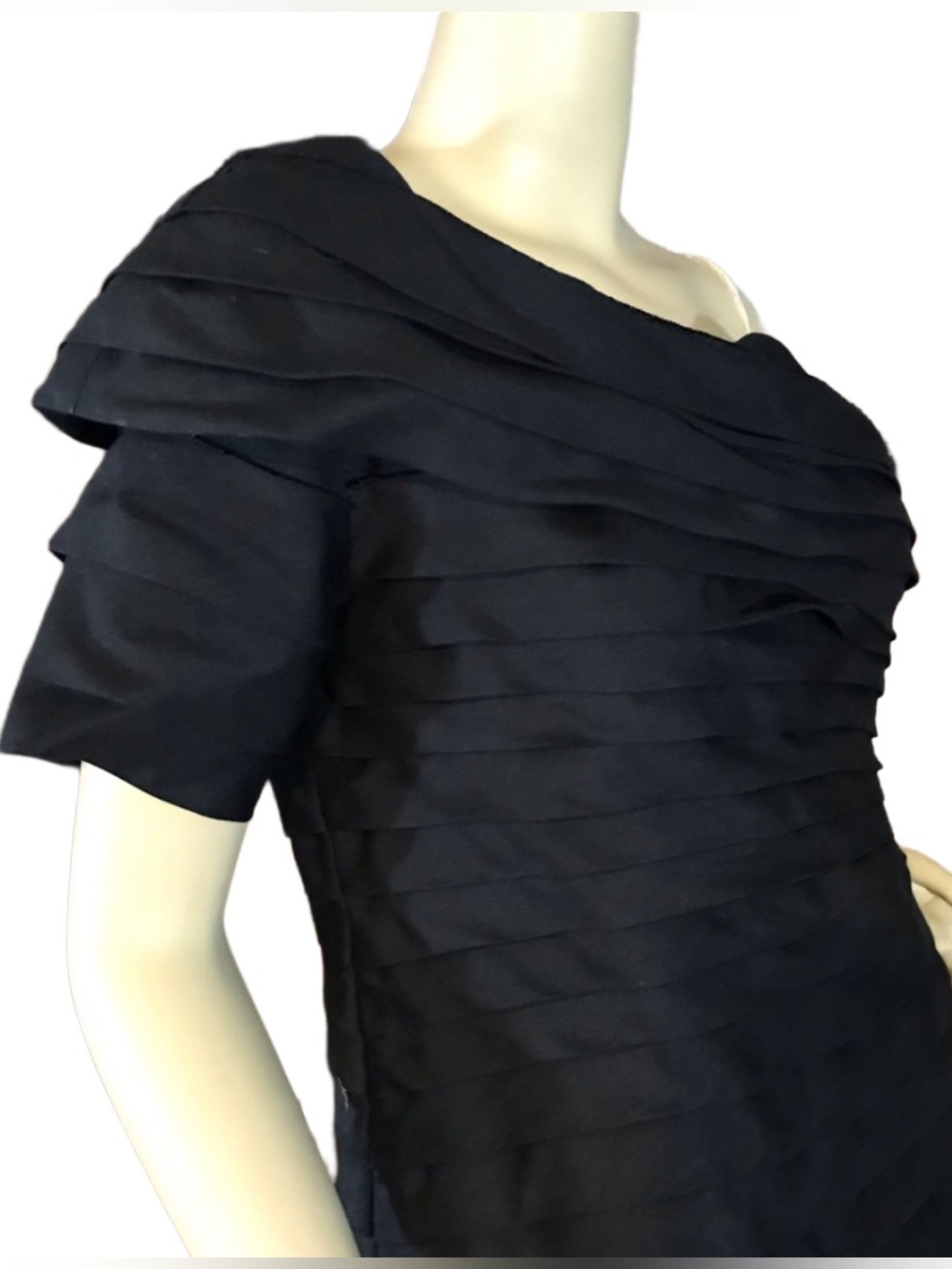 FUMBLIN' FOE ANTHROPOLOGIE BLACK TIERED ONE SHOULDER COCKTAIL DRESS NWT (M) - Picture 9 of 13